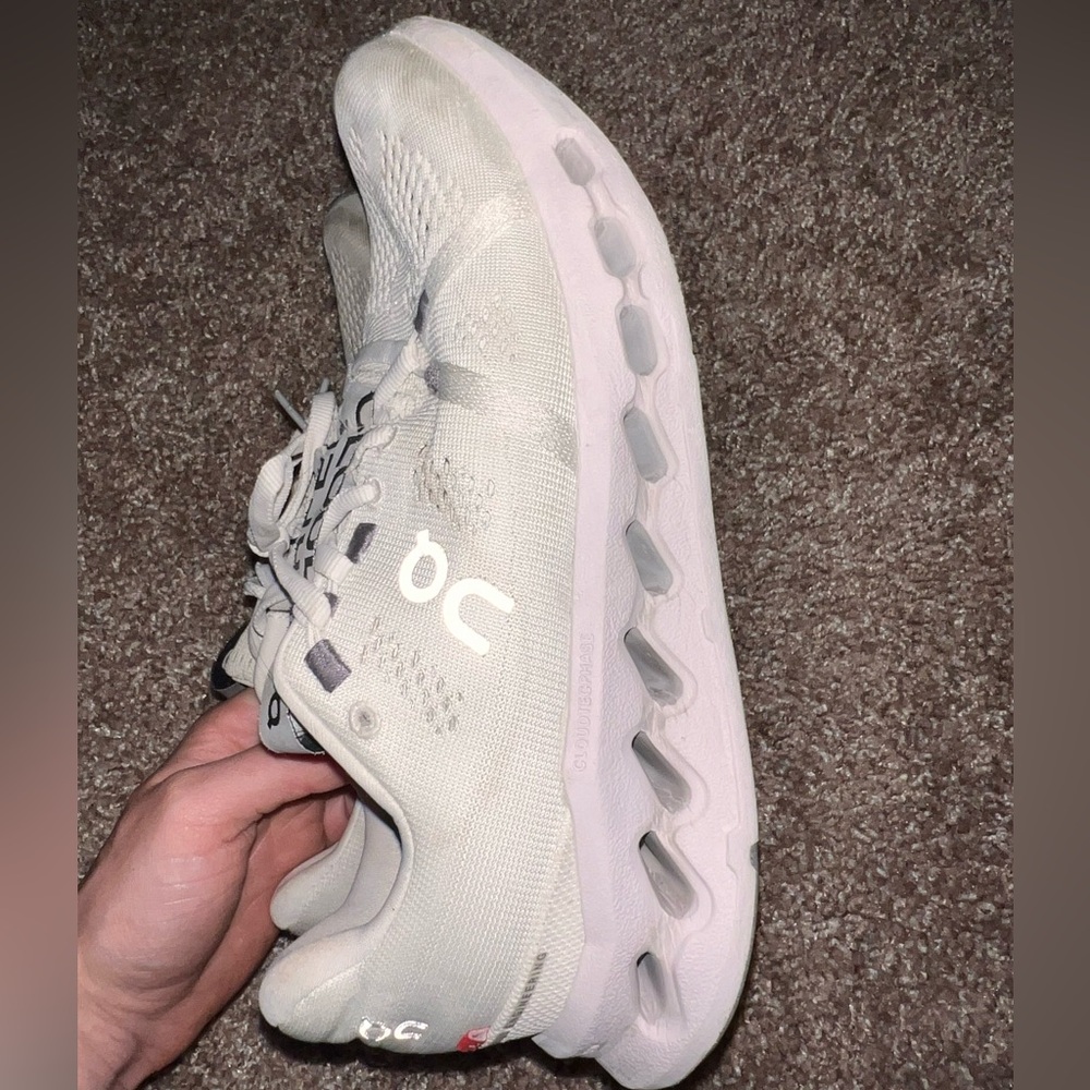 On Cloud Surfer running shoes